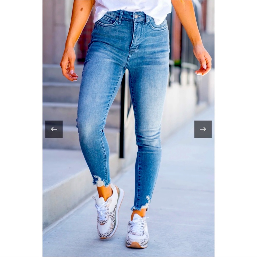 Judy Blue Tummy Control High Rise Jeans
